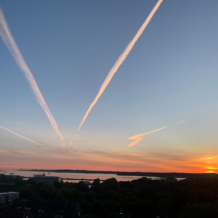 Luxus Penthouse Waterview Apartman Kiel Kültér fotó